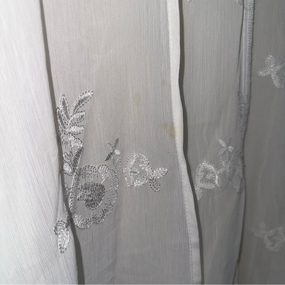 Maurices White Kimono Embroidered Open Front Beach Bridal Small Medium Women’s - Picture 6 of 12